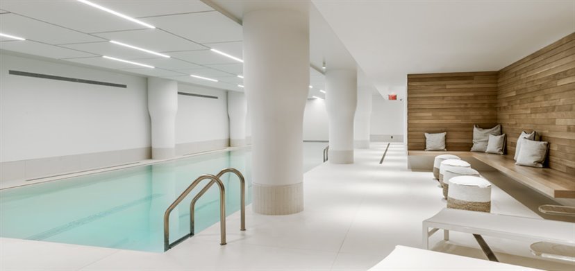 02_piscina_ny_877x414