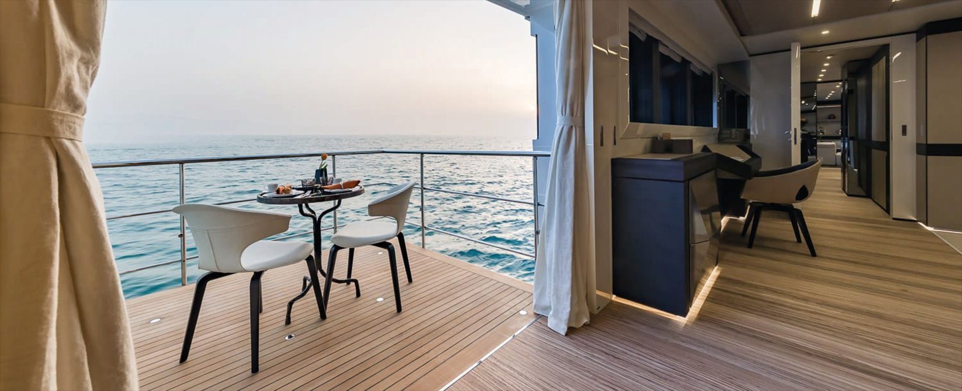 02_yacht_fca_1920x780