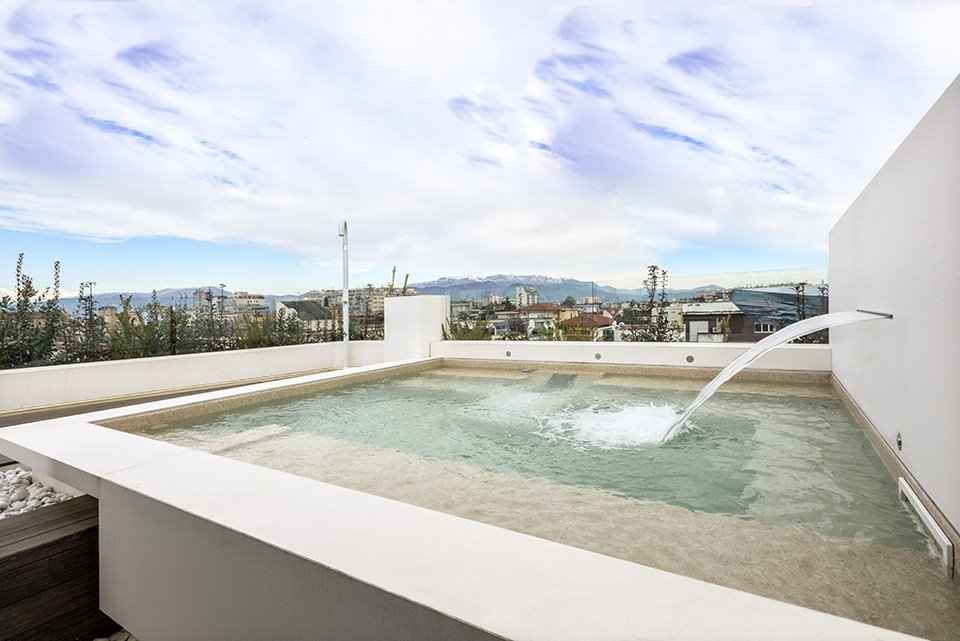 03_piscina_penthouse_960x