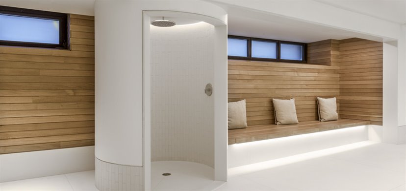 04_piscina_ny_877x414