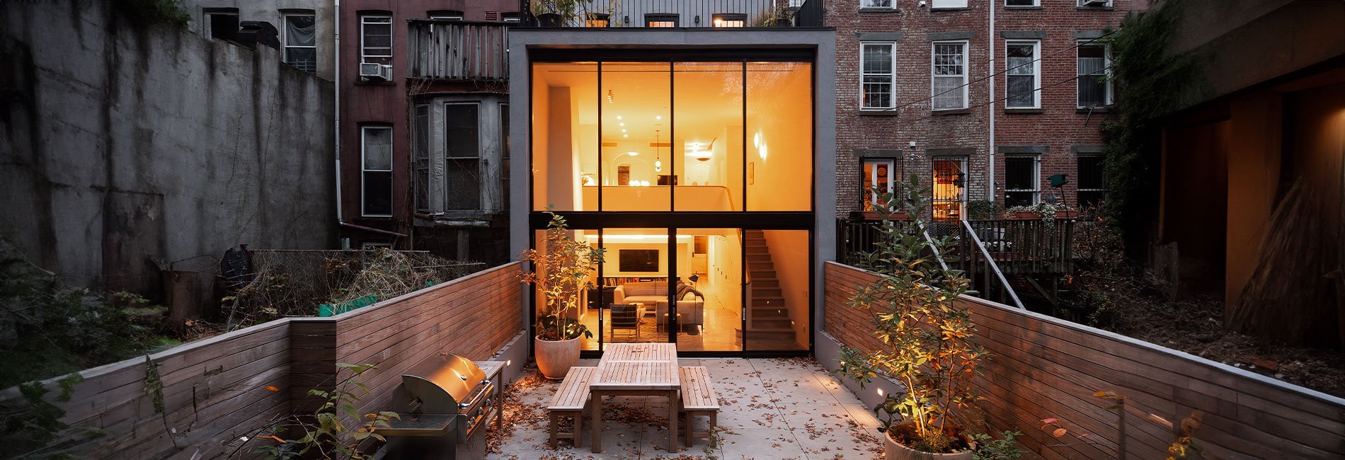 Greene-Townhouse-lapitec-home-preview-desk