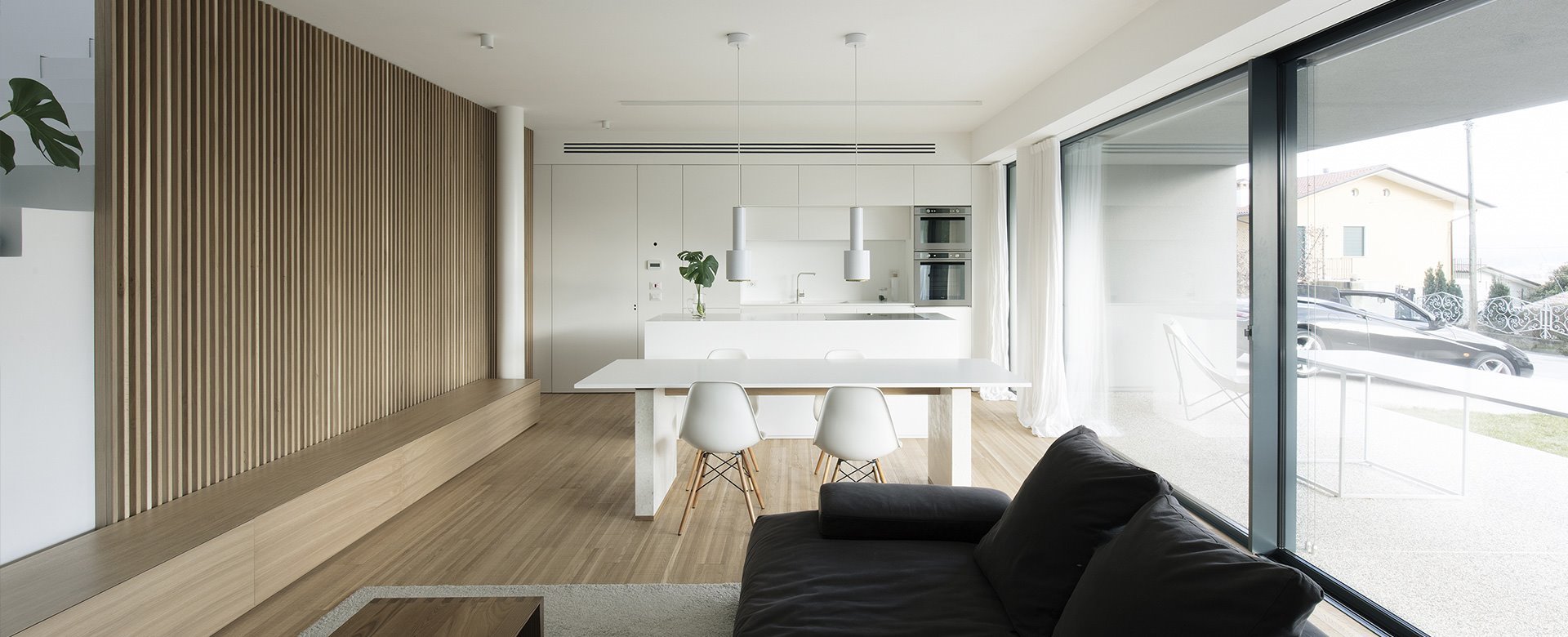 HouseEA-interior-design-tavolo-bianco-table-immagine-grande