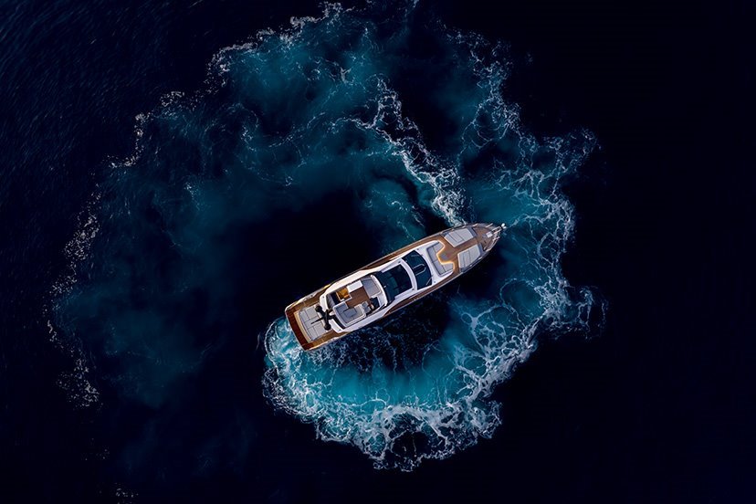 lista_yatch_S8_828x552_-1748493007(0)