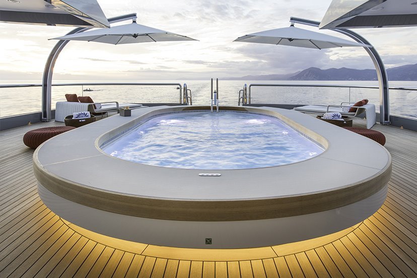 oceanco_90m_dar_828x