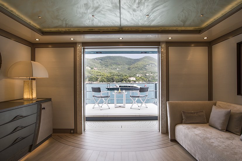 oceanco_90m_dar_828x_169956815(0)